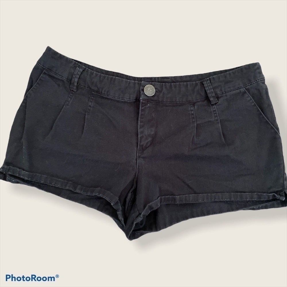 Quicksilver beach day black cotton short shorts